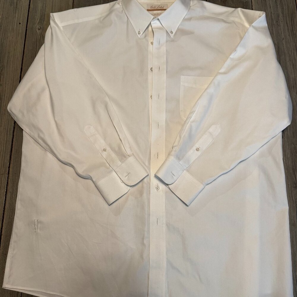 Gold Label Roundtree and Yorke Button Down Shirt- White
